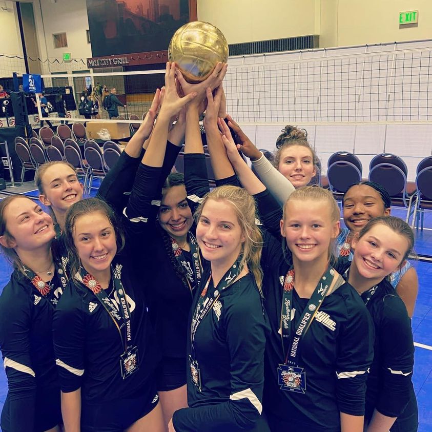 15 Royal Repeats as Northern Lights Qualifier USA Champs Seals 2nd